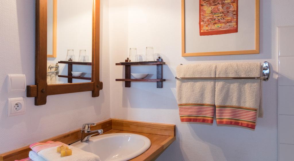 Les Petites Vosges Bed & Breakfast Bagneres-de-Bigorre Bilik gambar