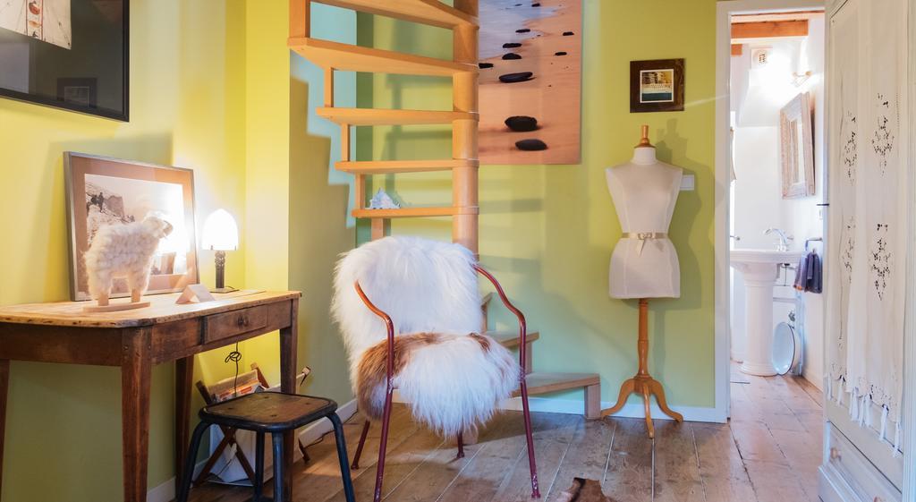 Les Petites Vosges Bed & Breakfast Bagneres-de-Bigorre Bilik gambar