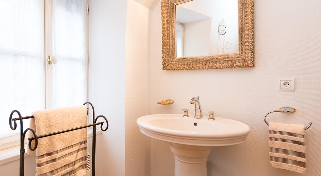 Les Petites Vosges Bed & Breakfast Bagneres-de-Bigorre Bilik gambar